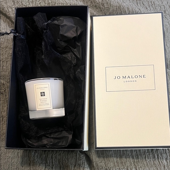 Jo Malone nectarine & honey mini candle - Picture 1 of 1